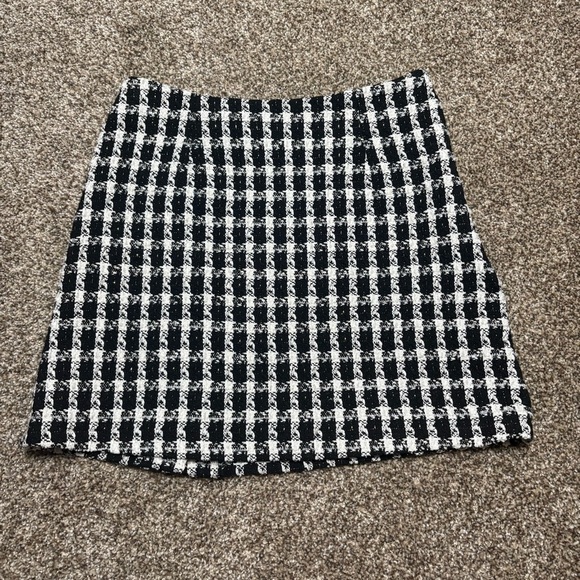 SHEIN Black and White Mini Skirt - Picture 12 of 12